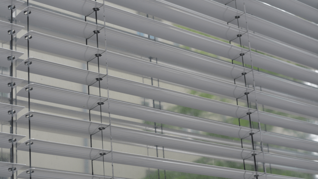 Benefits of Blinds in Your Home Domicile Blinds